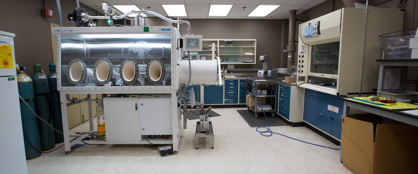 114E Post Beam Sample Handling Laboratory