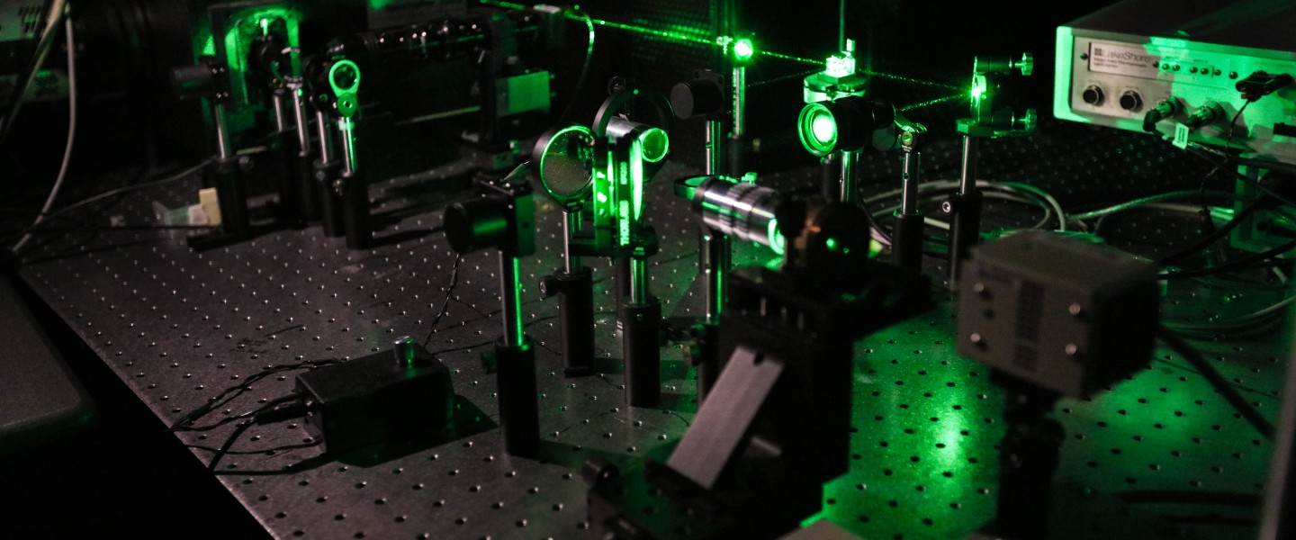 High Pressure Raman Laboratory